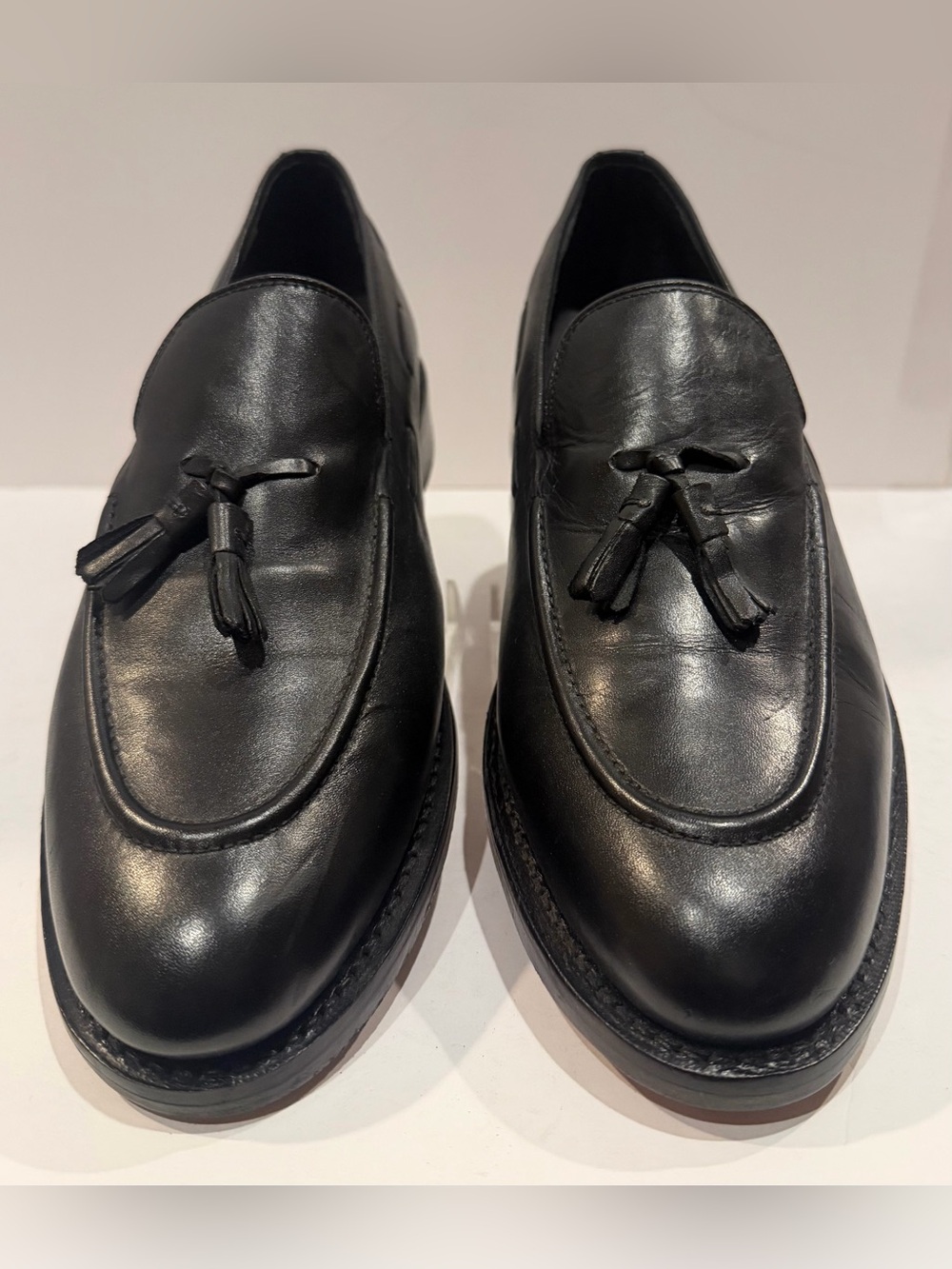SAMUEL WINDSOR Black Leather size 8 Tassel Loafers Handmade in England Welted